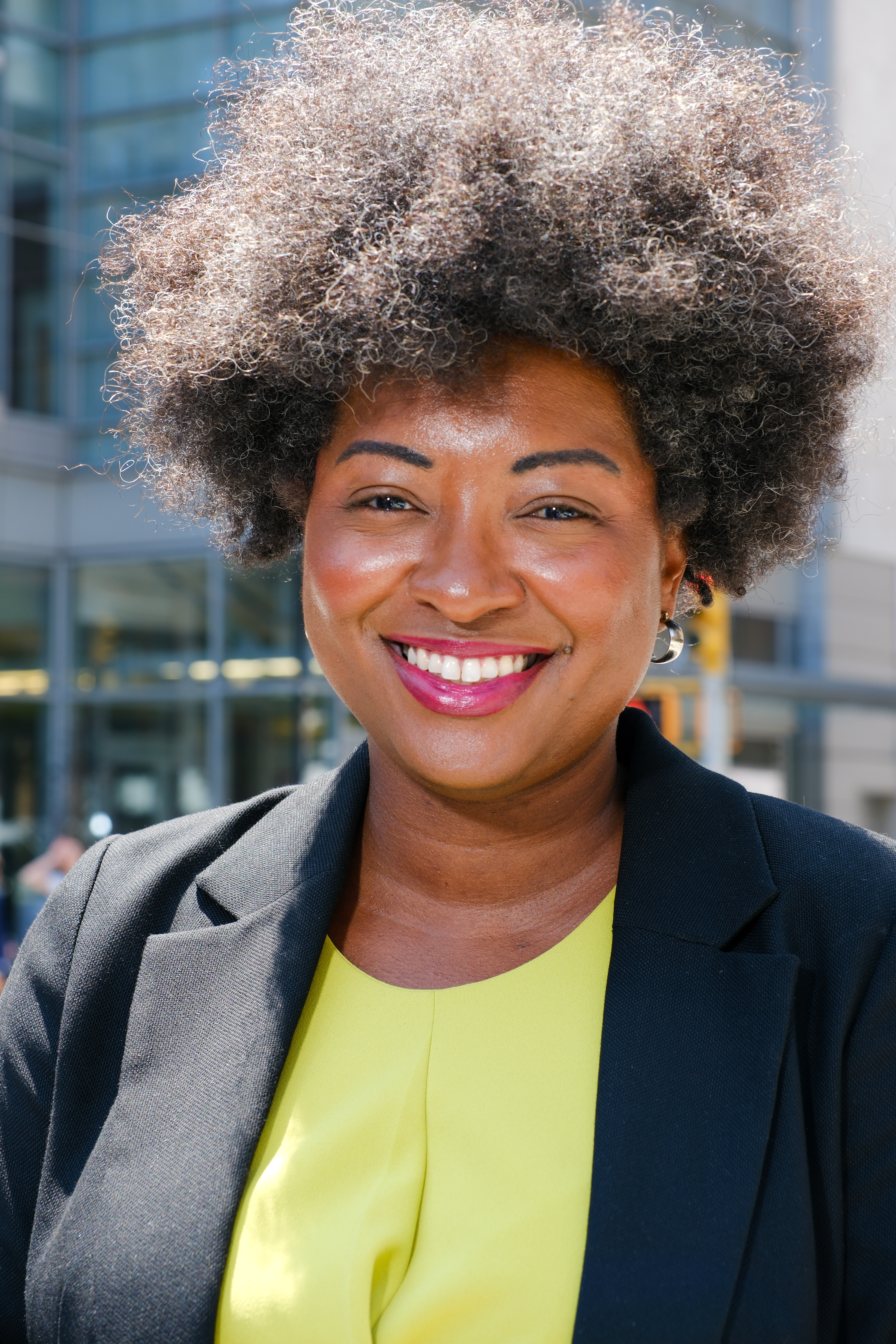 Headshot of Tehra Coles